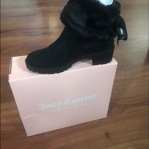 Juicy couture very cool low black boots …fur top…chunky heel